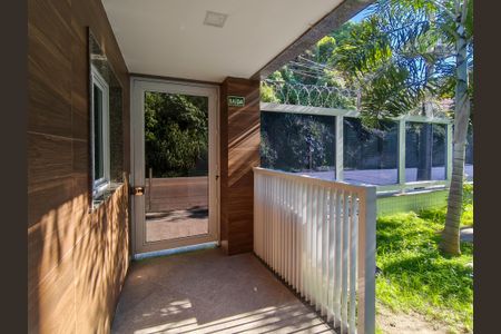 Apartamento à venda com 69m², 2 quartos e 1 vagaFachada e portaria