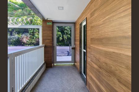 Apartamento à venda com 69m², 2 quartos e 1 vagaFachada e portaria