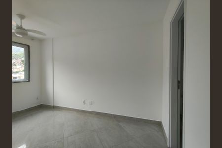 Apartamento à venda com 69m², 2 quartos e 1 vagaSuíte