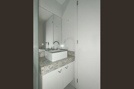 Apartamento à venda com 69m², 2 quartos e 1 vagaBanheiro da Suíte