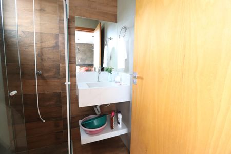 Casa para alugar com 210m², 3 quartos e 4 vagasBanheiro da varanda