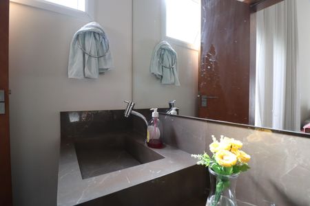 Casa para alugar com 210m², 3 quartos e 4 vagasLavabo