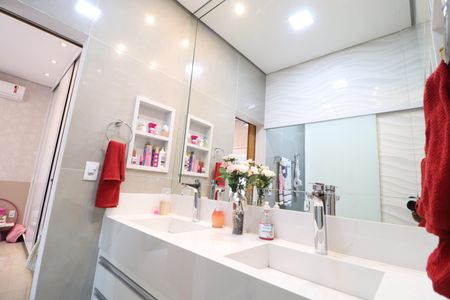 Casa para alugar com 210m², 3 quartos e 4 vagasBanheiro do Quarto 1 e 2