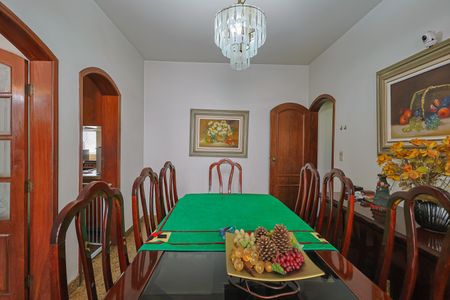 Apartamento à venda com 152m², 4 quartos e 2 vagas Apartamento à venda com 152m², 4 quartos e 2 vagasSala de Jantar