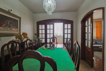 Apartamento à venda com 152m², 4 quartos e 2 vagas Apartamento à venda com 152m², 4 quartos e 2 vagasSala de Jantar