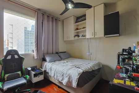 Apartamento à venda com 152m², 4 quartos e 2 vagas Apartamento à venda com 152m², 4 quartos e 2 vagasQuarto 3