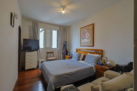 Apartamento à venda com 152m², 4 quartos e 2 vagasSuíte