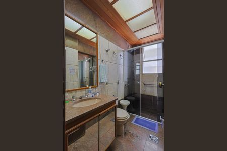 Apartamento à venda com 152m², 4 quartos e 2 vagas Apartamento à venda com 152m², 4 quartos e 2 vagasBanheiro