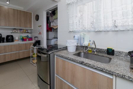 Apartamento à venda com 96m², 2 quartos e 2 vagasCozinha