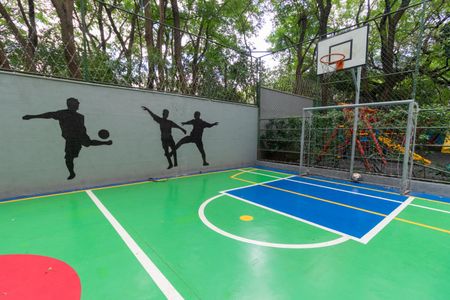 Apartamento à venda com 96m², 2 quartos e 2 vagasÁrea comum - Quadra