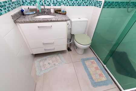 Apartamento à venda com 96m², 2 quartos e 2 vagasBanheiro da Suíte 2