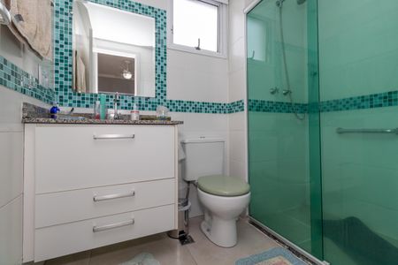 Apartamento à venda com 96m², 2 quartos e 2 vagasBanheiro da Suíte 2