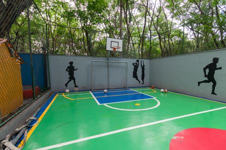 Apartamento à venda com 96m², 2 quartos e 2 vagasÁrea comum - Quadra