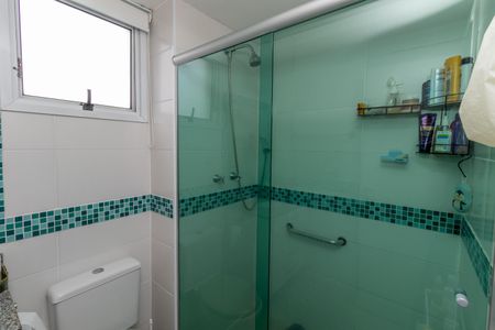 Apartamento à venda com 96m², 2 quartos e 2 vagasBanheiro da Suíte 2