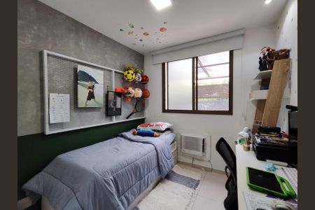Apartamento à venda com 160m², 3 quartos e 1 vaga Apartamento à venda com 160m², 3 quartos e 1 vagaQuarto 1