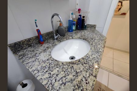 Apartamento à venda com 160m², 3 quartos e 1 vaga Apartamento à venda com 160m², 3 quartos e 1 vagaBanheiro Social