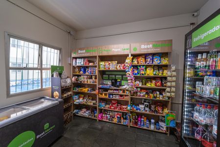 Apartamento à venda com 49m², 2 quartos e 1 vaga Apartamento à venda com 49m², 2 quartos e 1 vagaMini Mercado