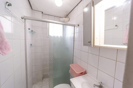 Apartamento à venda com 49m², 2 quartos e 1 vaga Apartamento à venda com 49m², 2 quartos e 1 vagaBanheiro
