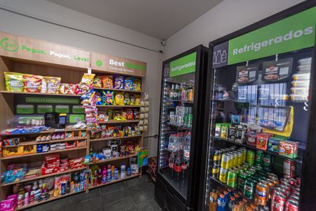 Apartamento à venda com 49m², 2 quartos e 1 vaga Apartamento à venda com 49m², 2 quartos e 1 vagaMini Mercado