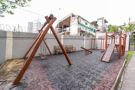 Apartamento à venda com 49m², 2 quartos e 1 vaga Apartamento à venda com 49m², 2 quartos e 1 vagaÁrea comum - Playground