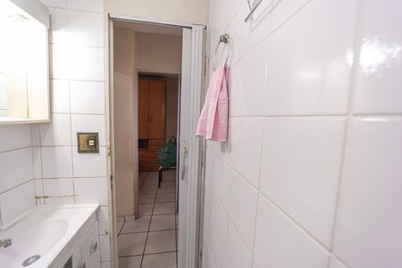 Apartamento à venda com 49m², 2 quartos e 1 vaga Apartamento à venda com 49m², 2 quartos e 1 vagaBanheiro