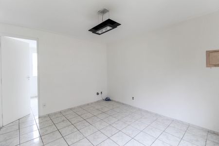Sala de apartamento para alugar com 2 quartos, 45m² em Conjunto Residencial José Bonifácio, São Paulo