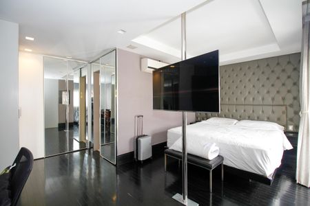 Apartamento à venda com 150m², 2 quartos e 3 vagas Apartamento à venda com 150m², 2 quartos e 3 vagasSuíte 2