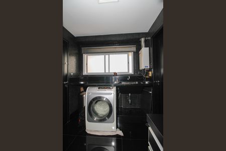 Apartamento à venda com 150m², 2 quartos e 3 vagas Apartamento à venda com 150m², 2 quartos e 3 vagasÁrea de Serviço