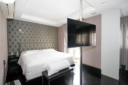 Apartamento à venda com 150m², 2 quartos e 3 vagas Apartamento à venda com 150m², 2 quartos e 3 vagasSuíte 2