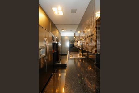 Apartamento à venda com 150m², 2 quartos e 3 vagas Apartamento à venda com 150m², 2 quartos e 3 vagasCozinha