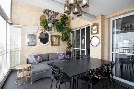 Varanda de apartamento à venda com 2 quartos, 150m² em Cerqueira César, São Paulo