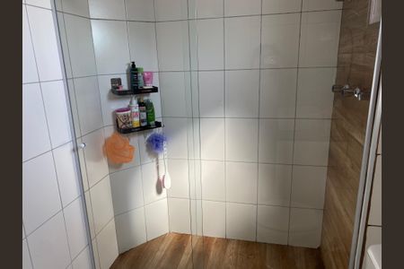 Apartamento à venda com 64m², 2 quartos e 2 vagas Apartamento à venda com 64m², 2 quartos e 2 vagasBanheiro Suíte