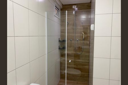 Apartamento à venda com 64m², 2 quartos e 2 vagas Apartamento à venda com 64m², 2 quartos e 2 vagasBanheiro Suíte