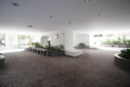 Apartamento à venda com 70m², 2 quartos e 1 vaga