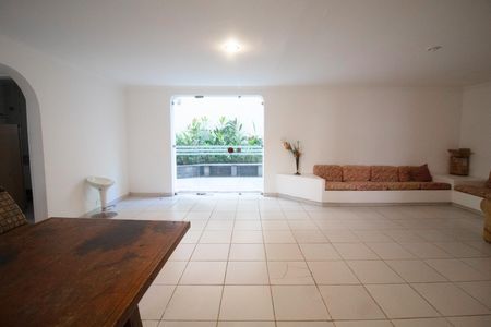 Apartamento à venda com 70m², 2 quartos e 1 vaga