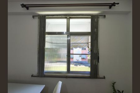 Janela - Sala de apartamento para alugar com 2 quartos, 55m² em Taquara, Rio de Janeiro