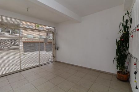 Casa para alugar com 44m², 1 quarto e 1 vaga Casa para alugar com 44m², 1 quarto e 1 vagaGaragem