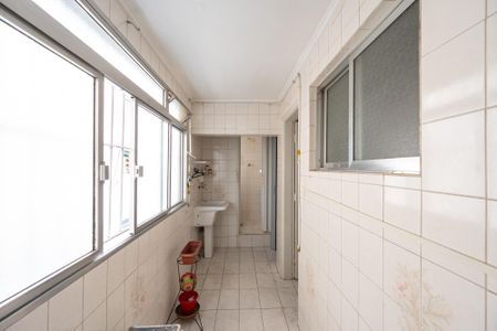 Apartamento para alugar com 110m², 3 quartos e sem vaga Apartamento para alugar com 110m², 3 quartos e sem vagaLavanderia
