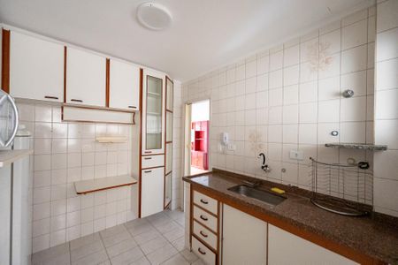 Apartamento para alugar com 110m², 3 quartos e sem vaga Apartamento para alugar com 110m², 3 quartos e sem vagaCozinha
