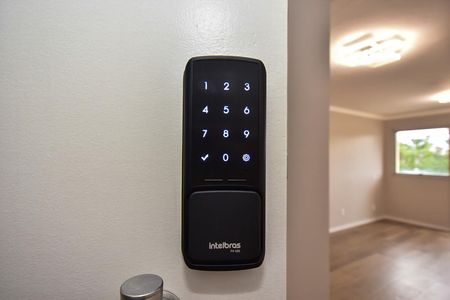 Fechadura Eletrônica de apartamento para alugar com 2 quartos, 94m² em Real Parque, São Paulo