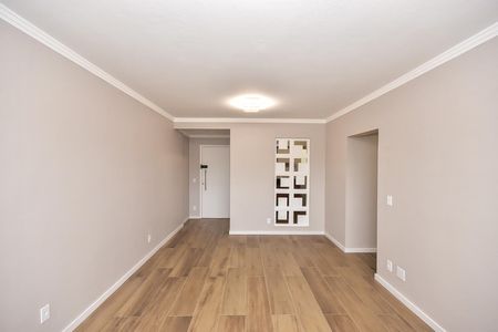 Sala de apartamento para alugar com 2 quartos, 94m² em Real Parque, São Paulo