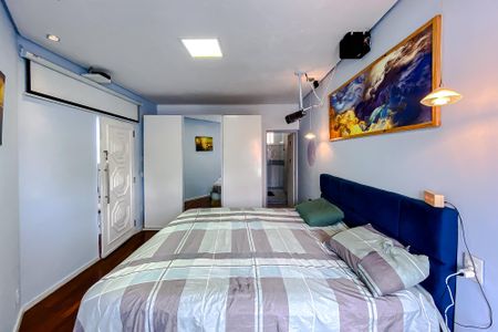 Casa à venda com 188m², 3 quartos e 2 vagasQuarto 2 - Suíte