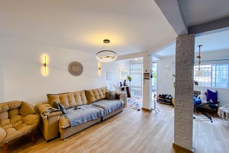 Casa à venda com 188m², 3 quartos e 2 vagasSala