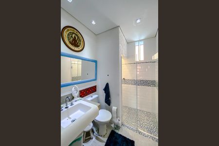 Casa à venda com 188m², 3 quartos e 2 vagasBanheiro da Suíte