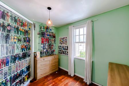 Casa à venda com 188m², 3 quartos e 2 vagasQuarto 1