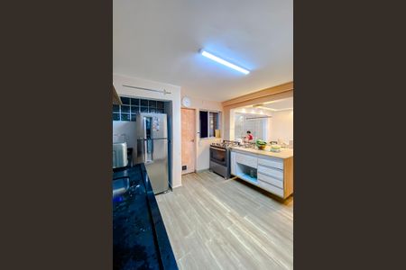 Casa à venda com 188m², 3 quartos e 2 vagasCozinha