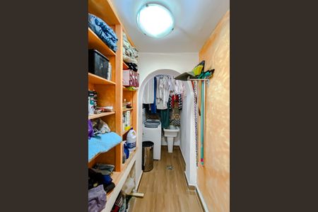 Casa à venda com 188m², 3 quartos e 2 vagasÁrea de Serviço