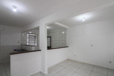 Sala de casa para alugar com 2 quartos, 79m² em Mantiqueira, Belo Horizonte