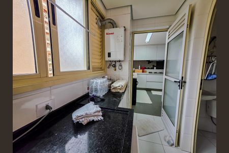 Apartamento para alugar com 122m², 2 quartos e 4 vagas Apartamento para alugar com 122m², 2 quartos e 4 vagasÁrea de Serviço