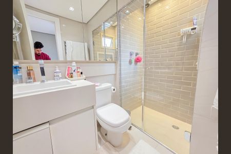 Apartamento para alugar com 122m², 2 quartos e 4 vagas Apartamento para alugar com 122m², 2 quartos e 4 vagasBanheiro da Suíte 2